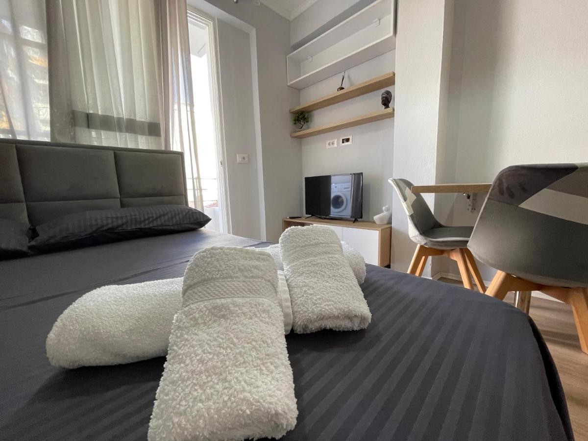 Tirana Sunshine Apartment Esterno foto