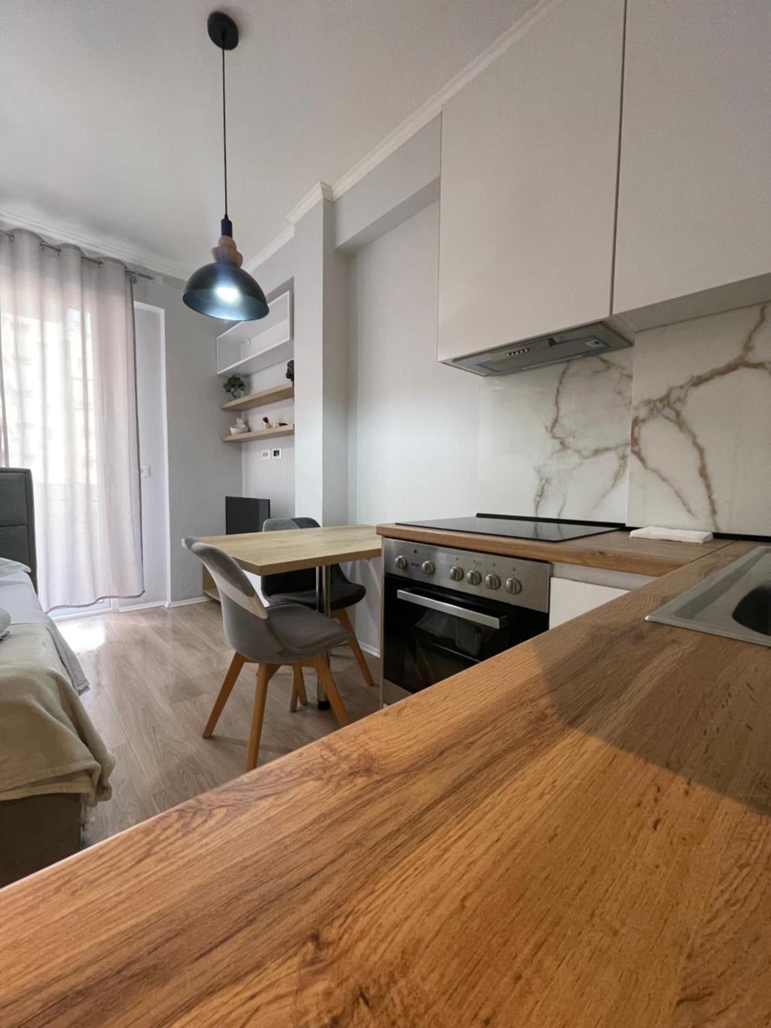 Tirana Sunshine Apartment Esterno foto